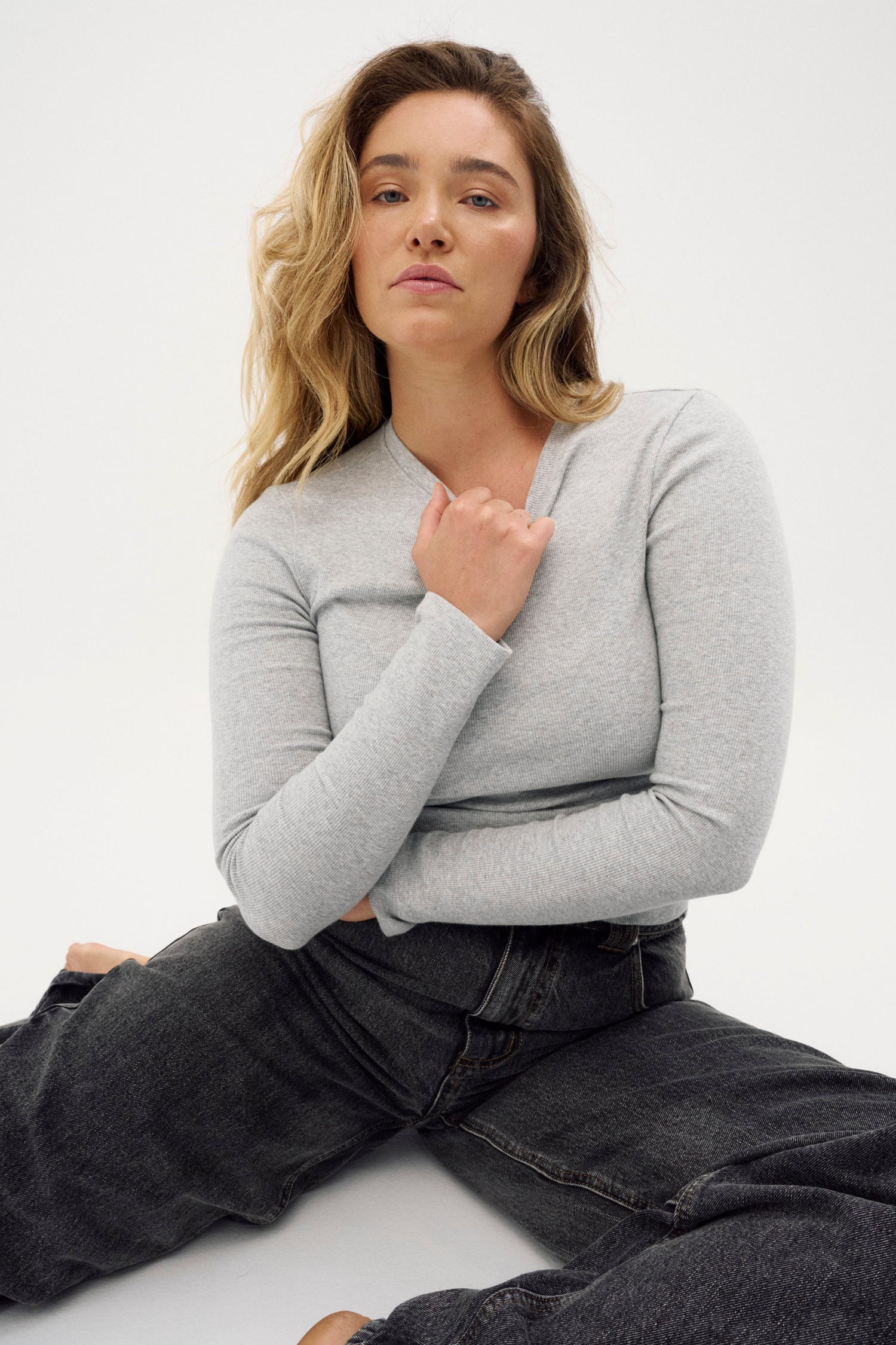 womens grey long sleeve ribbed top